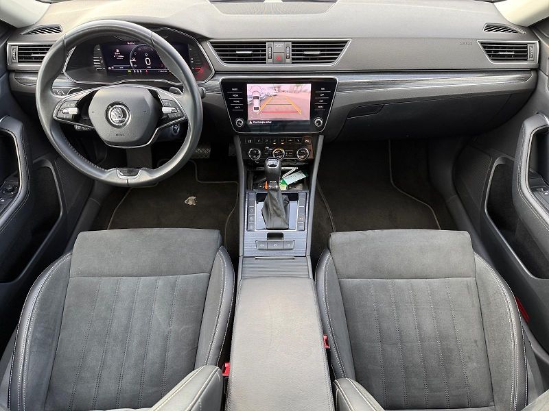 Škoda Superb (2023) STYLE 2.0TDI 147kW 4x4 DSG TAŽ - fotka 9 z 11