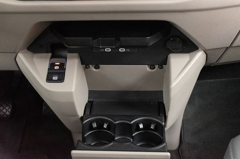 Volkswagen Multivan 2.0 TDI REZERVACE - fotka 23 z 47