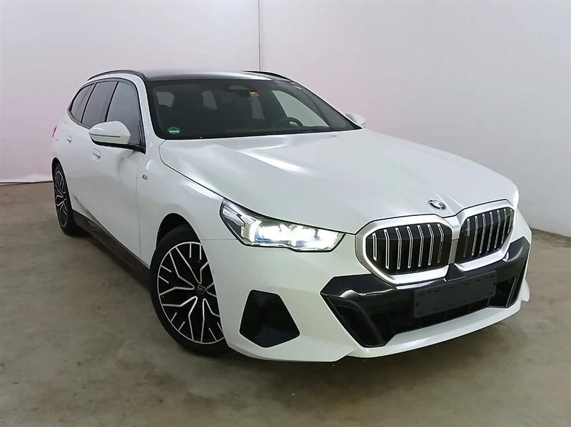 BMW Řada 5 520d Touring - fotka 10 z 11