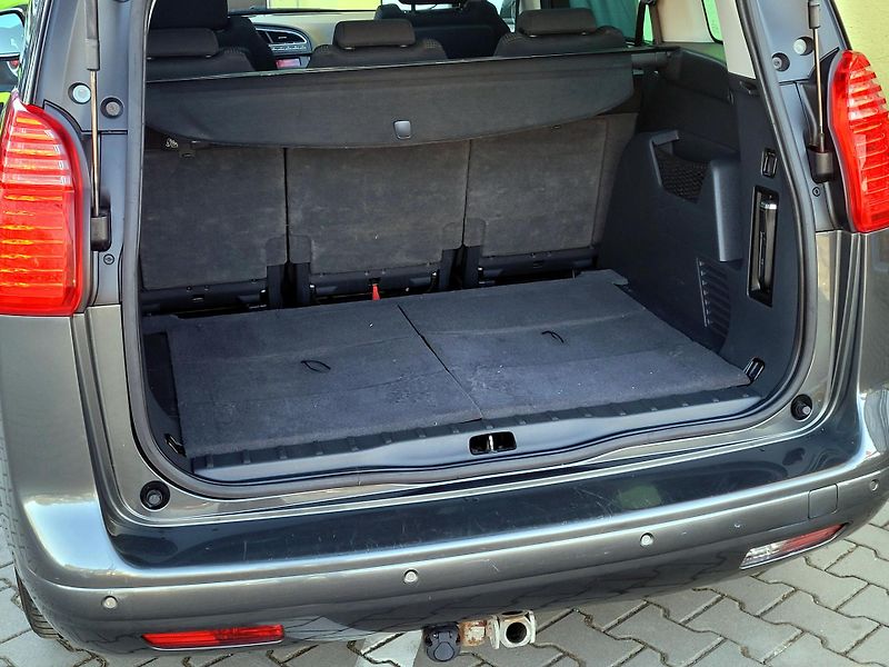 Peugeot 5008 1,6THP SW *DIGIKLIMA* - fotka 13 z 48