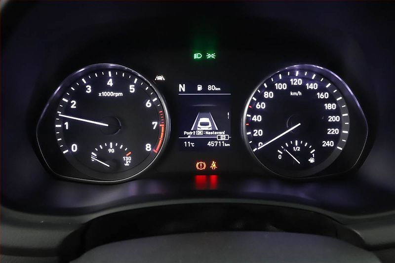 Hyundai i30 (2024) Style 1.5 T-GDI MHEV - fotka 10 z 13