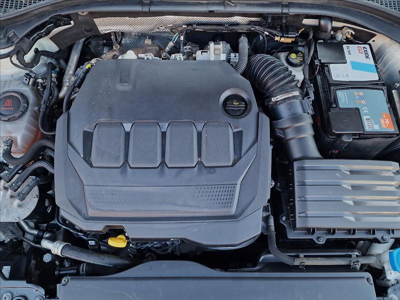 Škoda Superb 2.0TDI 147kW 4x4 DSG Sportline - fotka 42 z 50