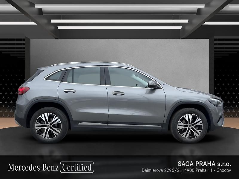Mercedes-Benz GLA 200d 4MATIC Progressive Advanc - fotka 3 z 21