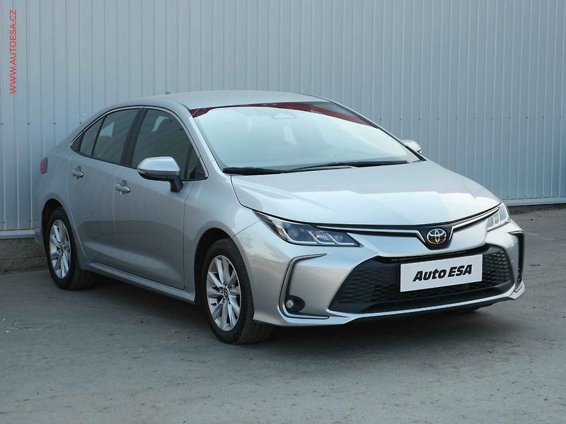 Toyota Corolla (2024) 1.5 VVT-i, 2.maj,ČR, Navi - fotografie inzerátu