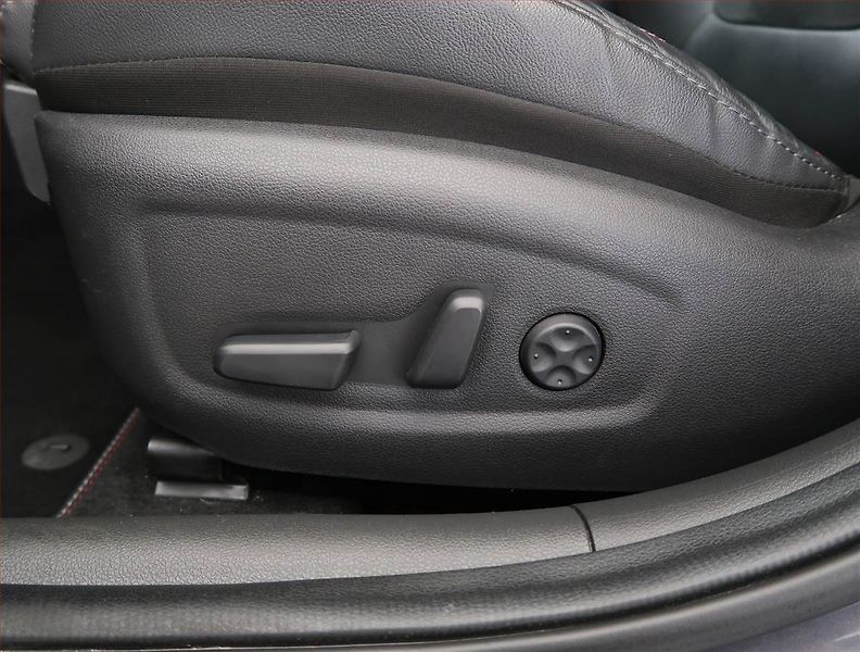 Hyundai i30 (2022) N Line Premium 1.5 T-GDI MHEV - fotka 22 z 26