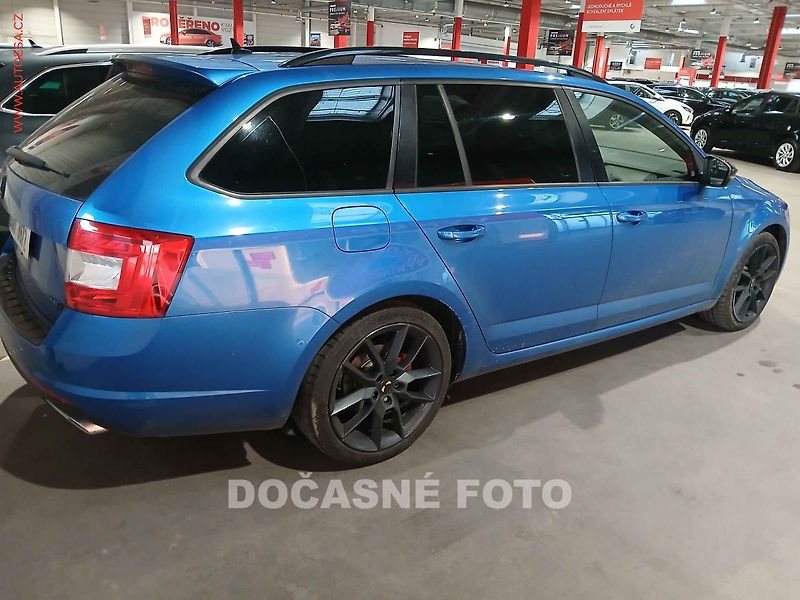 Škoda Octavia (2014) 2.0 TDi RS, ČR - fotka 2 z 3