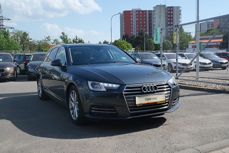 Audi A4 - fotka 3 z 6