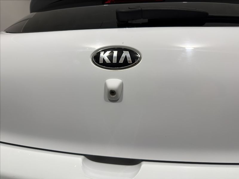 Kia Ceed 1,6   GDI KAMERA VÝHŘEV 61TKM - fotka 25 z 31