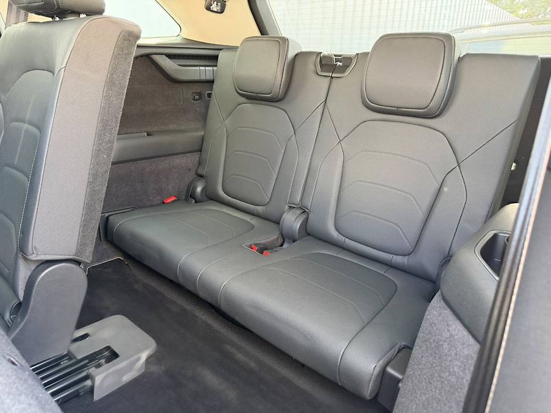 Škoda Kodiaq Exclusive Selection 2,0 TDI 14 - fotka 12 z 42