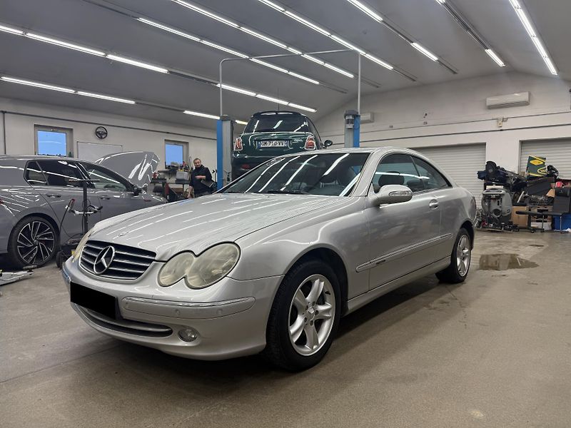 Mercedes-Benz CLK 240 Avantgarde  - fotka 3 z 18