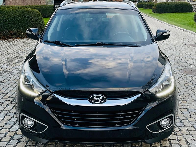 Hyundai ix35 2.0CRD 4X4 AUT KAMERA SERVISKA - fotka 6 z 44