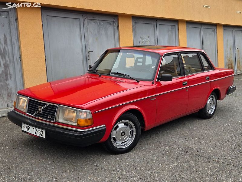 Volvo 240 (1979) 2.4 D6 Top Karoserie a lak - fotka 2 z 31
