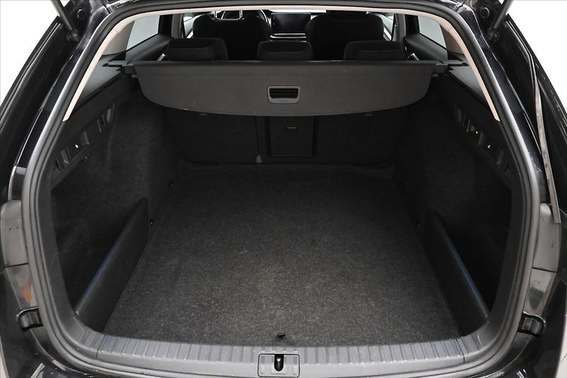 Škoda Octavia 2,0 TDI 110kW DSG Style Záruka - fotka 10 z 32