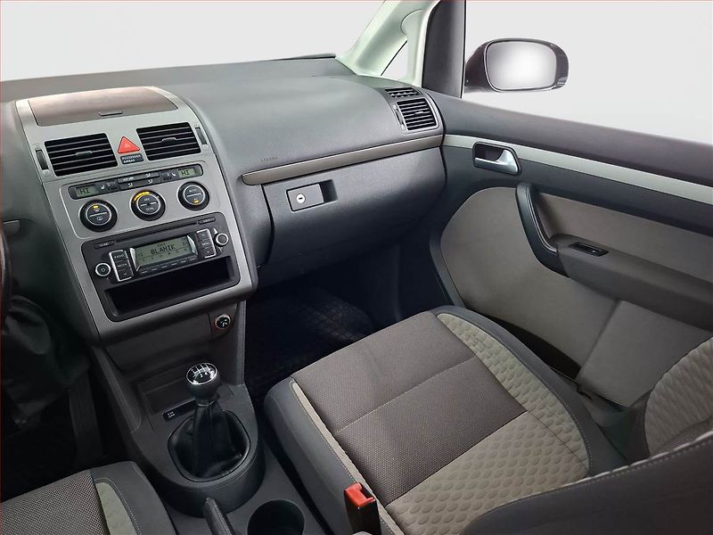 Volkswagen Touran (2008) Cross 2.0 TDI, Tempomat - fotka 8 z 15