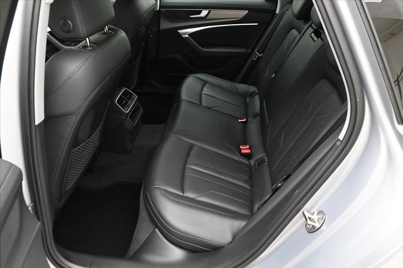 Audi A6 Avant 3,0 TDI V6 210kW MHEV Zá - fotka 14 z 31