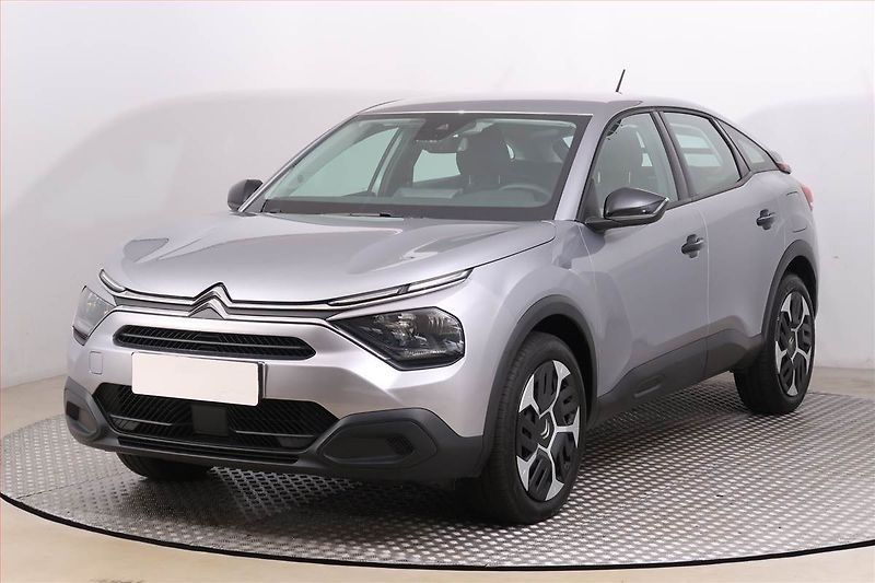 Citroën C4 (2025) 1.2 PureTech, ČR,1.maj - fotka 2 z 17