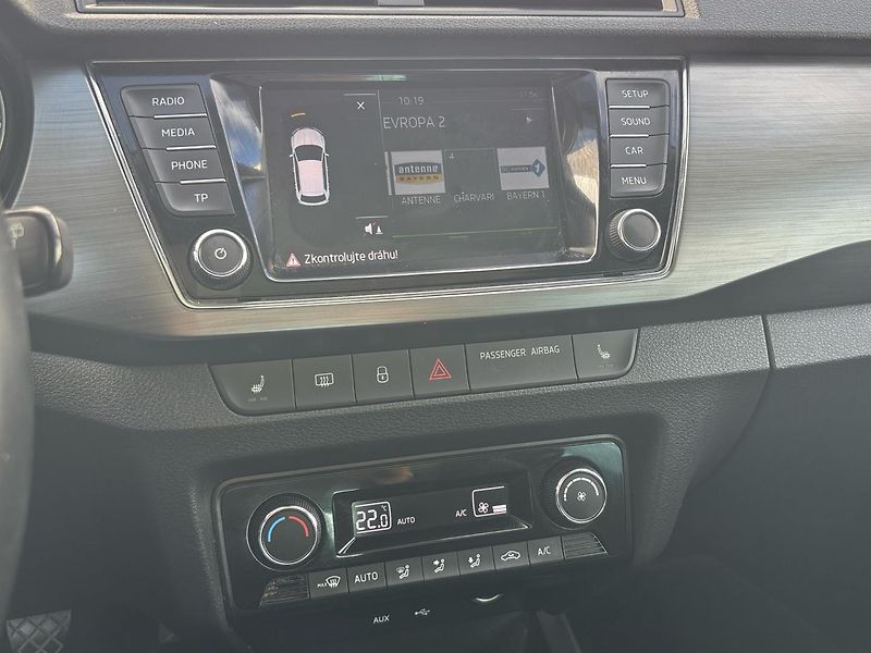 Škoda Fabia SPORT COLOR - fotka 12 z 26