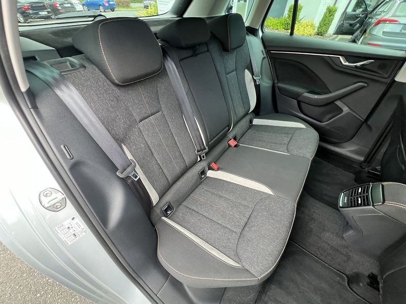 Škoda Kamiq Top Selection 1.0 TSI 85 kW - fotka 18 z 29