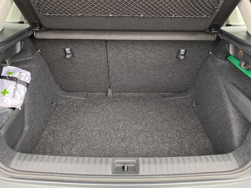 Škoda Kamiq 1.0 TSI 81 kW Style - fotka 26 z 26