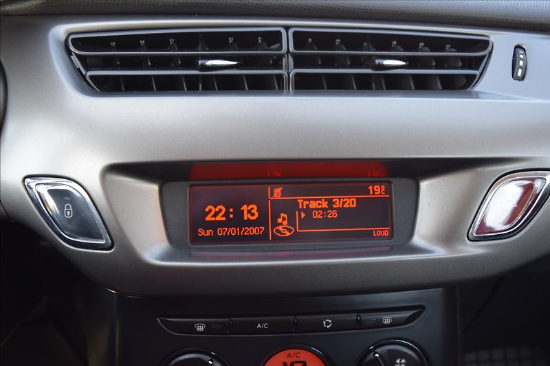 Citroën C3 1,2 66kw DIG.KLIMA BEZ KOROZE - fotka 29 z 36