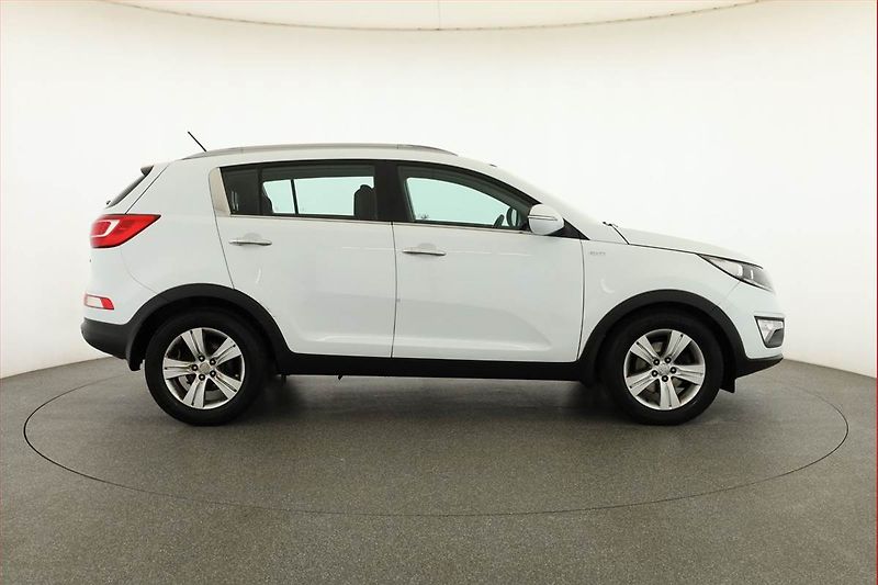 Kia Sportage (2011) 2.0 CRDi, 4X4, Automat, ČR - fotka 6 z 15