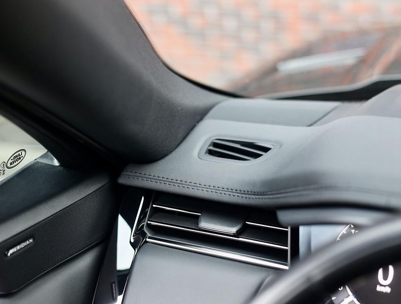 Land Rover Range Rover Sport (2022) 3.0 V6 ehybrid - fotka 36 z 45