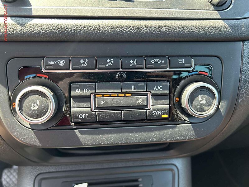 Volkswagen Tiguan (2012) 2.0 TDi 4motion, Sport&Style - fotka 15 z 19