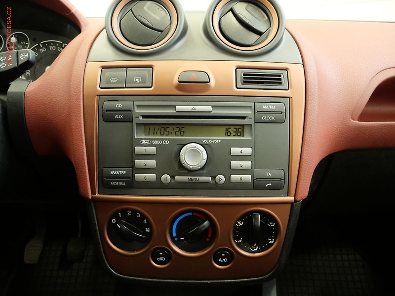 Ford Fiesta (2008) 1.2i, ČR, AC, STK1/28 - fotka 13 z 17