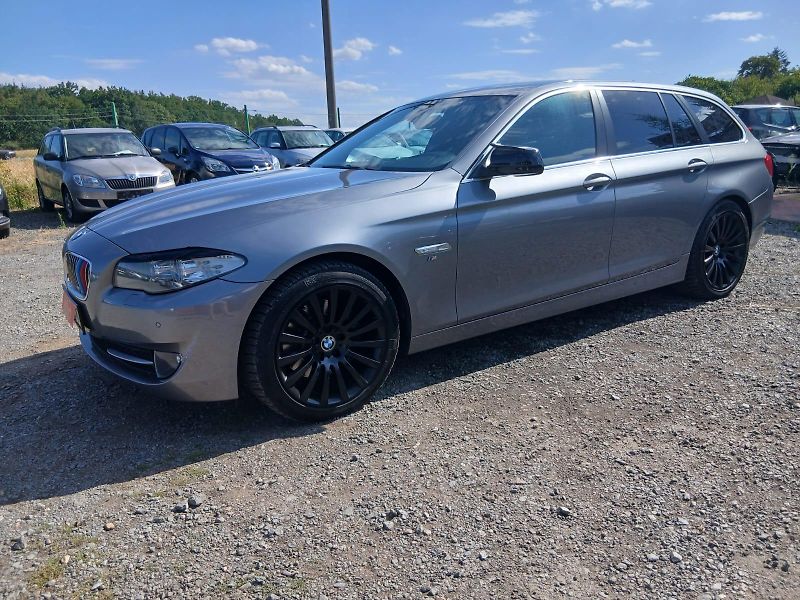 BMW Řada 5 530 D, X Drive,  4x4, 190 kW - fotka 19 z 47