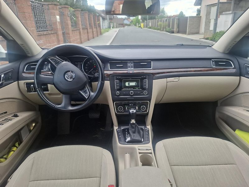Škoda Superb (2015) II,2.0 TDI,Elegance,xenon,nav - fotka 11 z 17