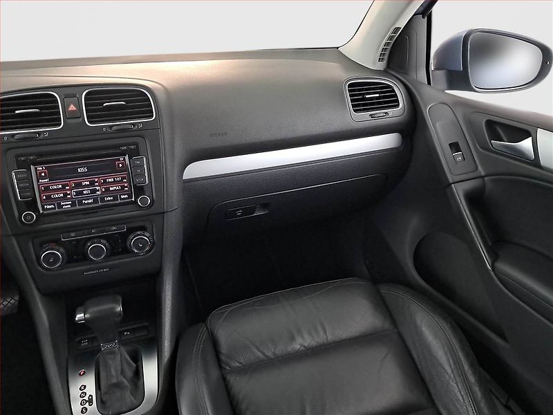 Volkswagen Golf (2009) 1.4 TSI, Automat, Xenony - fotka 8 z 17