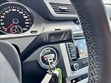 Volkswagen Passat 2,0 TDi DSG HIGHLINE / NAVI - náhled 25