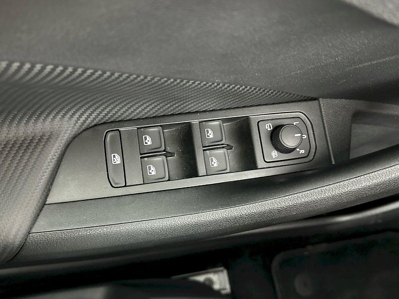 Škoda Kamiq (2025) DSG 1.0TSI 85kW Monte Carlo - fotka 27 z 32