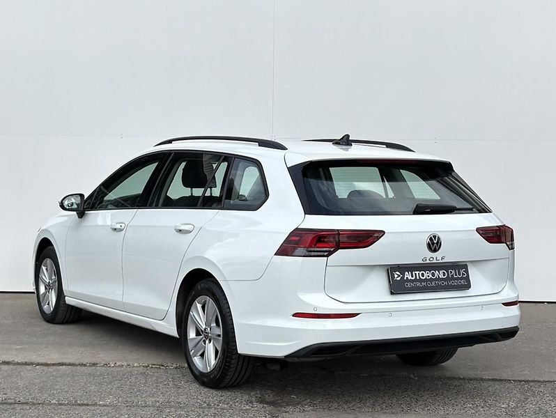 Volkswagen Golf 2.0 TDI 110kW Life - fotka 7 z 20