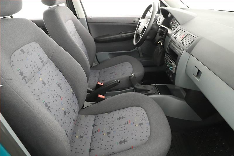 Škoda Fabia (2002) 1.2, po STK, Tažné, v provozu - fotka 7 z 11