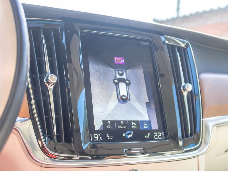 Volvo V90 (2018) 2.0D 110KW mat – INSCRIPTION - fotka 25 z 60