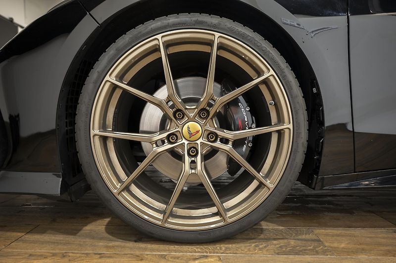Chevrolet Corvette C8 Stingray Z51 Performance - fotka 23 z 23