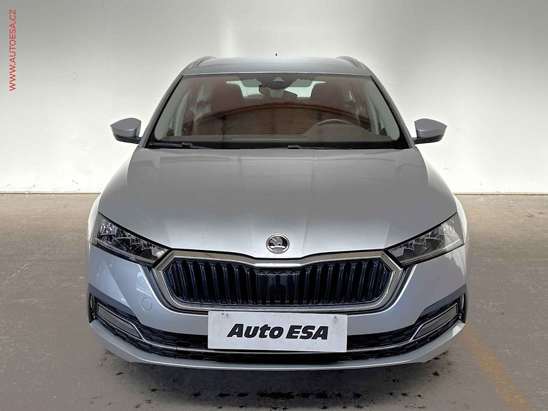 Škoda Octavia (2021) 2.0 TDi, 1.maj,ČR, Style - fotka 2 z 17