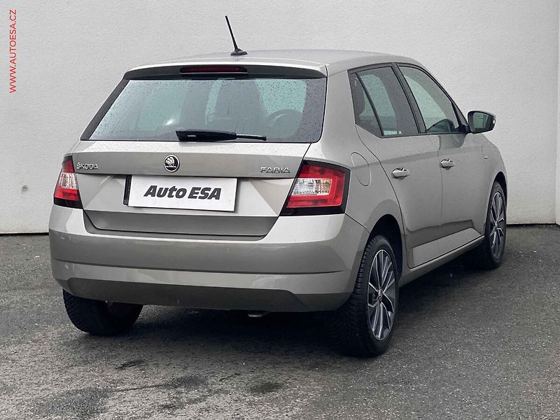 Škoda Fabia (2017) 1.0 TSi, Drive, DSG - fotka 4 z 15