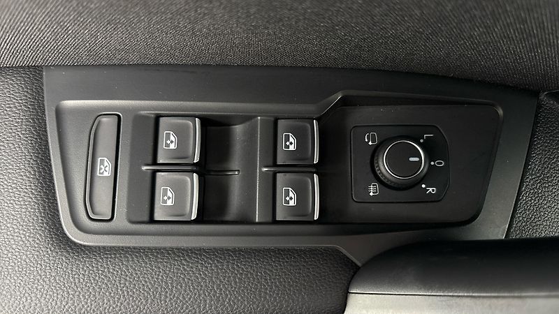 Volkswagen Tiguan Allspace 2.0 TDI DSG 4Motion Elegance - fotka 23 z 30