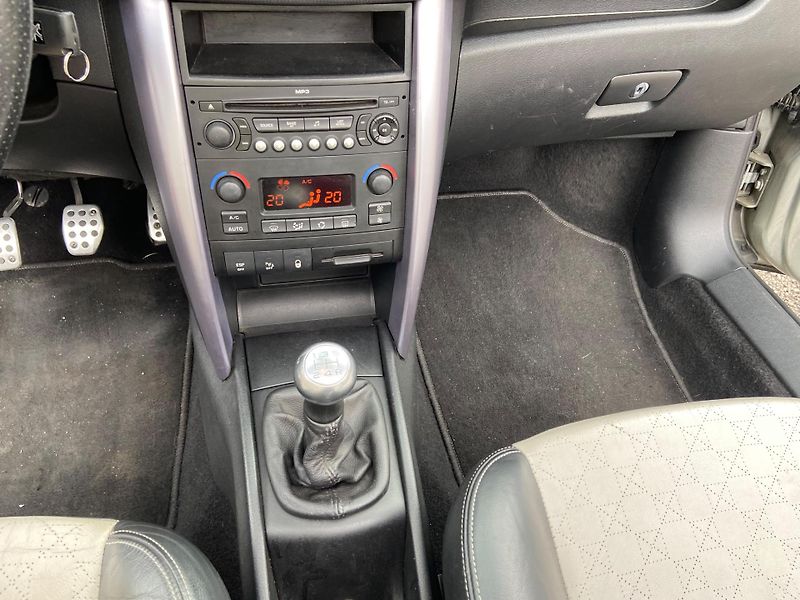 Peugeot 207 (2008) 1.6, 88kW, LPG, Euro 4, Kabrio - fotka 16 z 20
