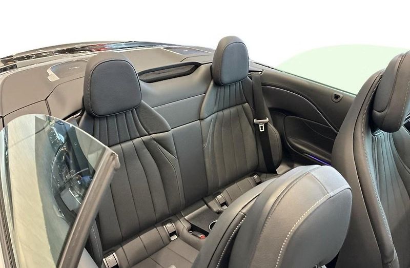 Mercedes-Benz CLE 200 AMG 360k Keyless Ambient  - fotka 10 z 17