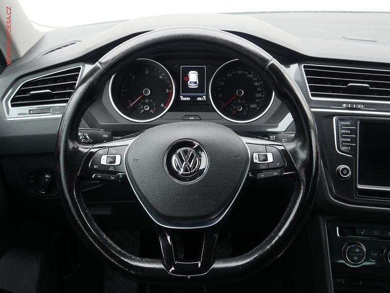 Volkswagen Tiguan (2017) 2.0 TDi, ČR, Comfortline - fotka 15 z 19