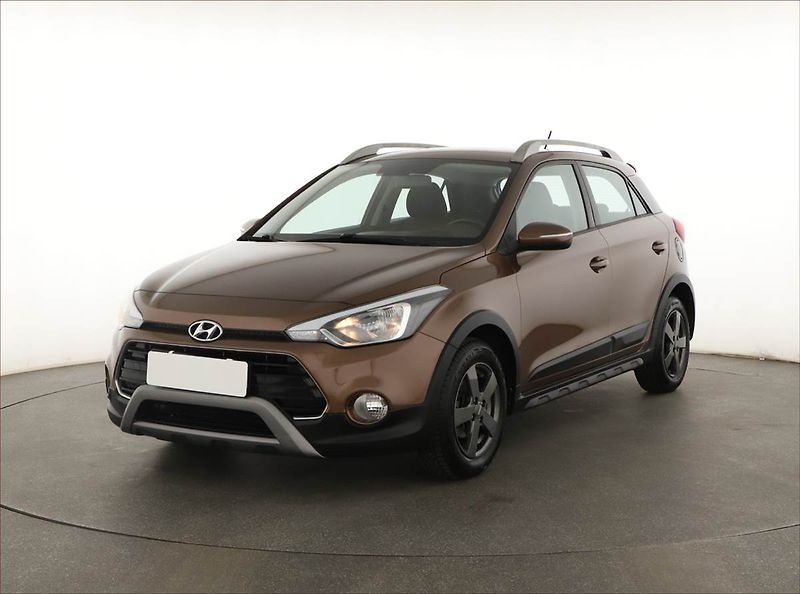 Hyundai i20 (2016) Active 1.4 - fotka 2 z 13