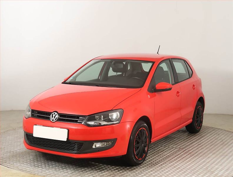Volkswagen Polo (2012) 1.4, Tempomat, Park. senzory - fotka 2 z 14