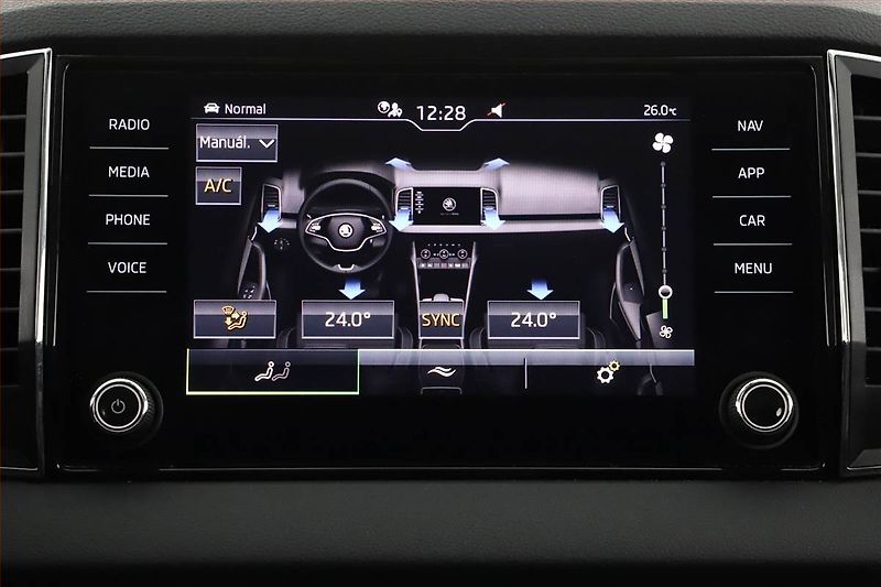 Škoda Karoq (2022) Style 2.0 TDI - fotka 14 z 20