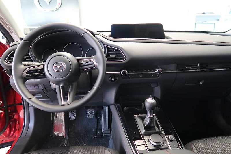 Mazda CX-30 (2026) 2.5l G140 Homura - fotka 8 z 18
