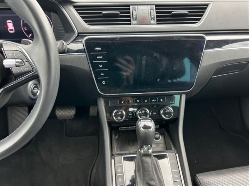 Škoda Superb 1,4 PHEV 160 L&K AT - fotka 10 z 11