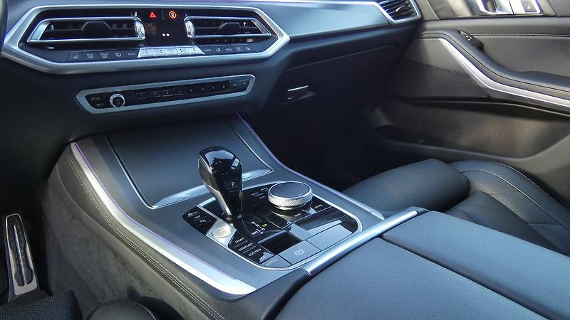 BMW X5 xDrive 40i M Sport - fotka 6 z 21