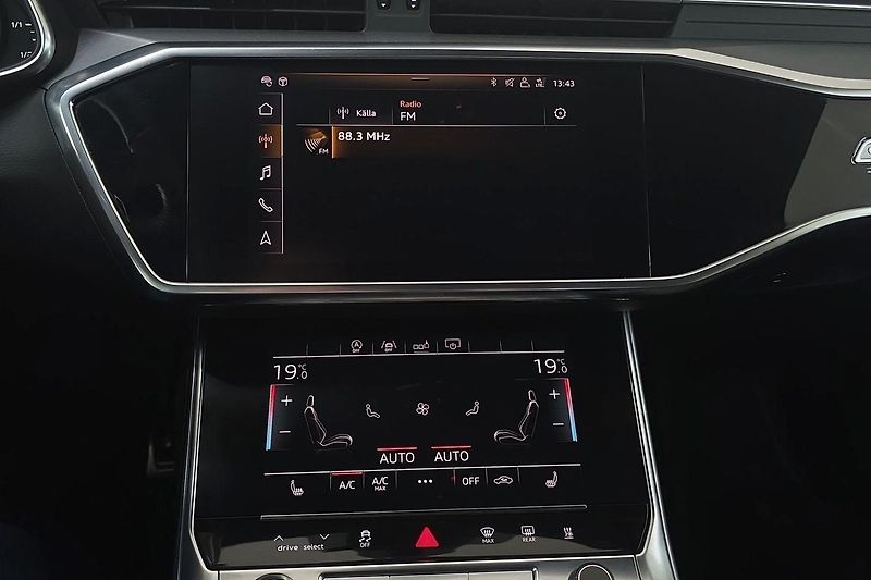Audi A6 45TFSI q S-Line Matrix NezTop - fotka 13 z 17
